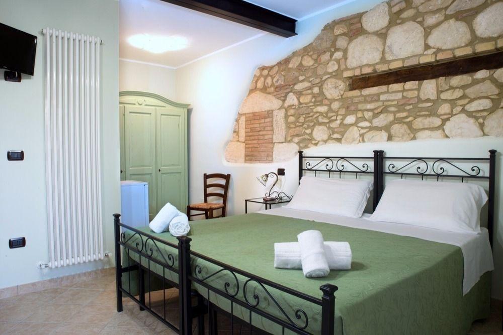 Agriturismo Il Casolare Di Nonno Mario Manoppello Eksteriør bilde