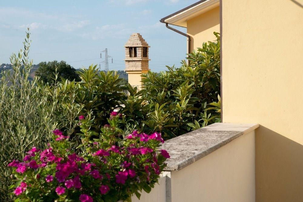Agriturismo Il Casolare Di Nonno Mario Manoppello Eksteriør bilde